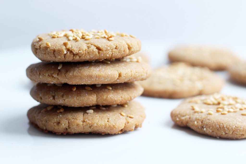 Easy, kid-friendly Tahini Cookies! Vegan, GF